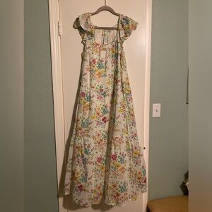 Elizabeth James The Label Medium